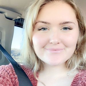 Meet your Posher, Zoe